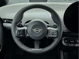 MINI Hatchback (2026) thumbnail 13