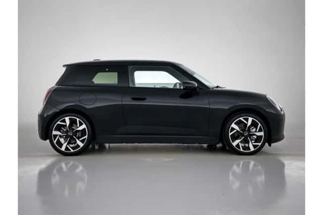 MINI Hatchback (2026) thumbnail 6