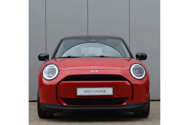 MINI Hatchback (2026) thumbnail 2