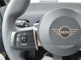 MINI Hatchback (2026) thumbnail 13