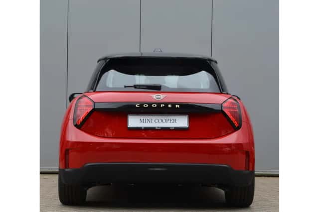 MINI Hatchback (2026) thumbnail 4