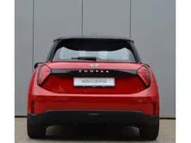 MINI Hatchback (2026) thumbnail 4