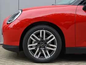 MINI Hatchback (2026) thumbnail 6