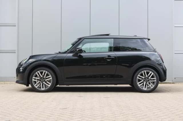 MINI Hatchback (2026) thumbnail 6