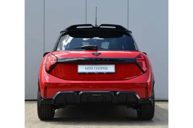 MINI Hatchback (2026) thumbnail 4
