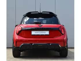MINI Hatchback (2026) thumbnail 4