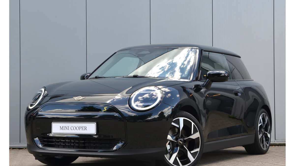 MINI Hatchback (2026) — foto 1