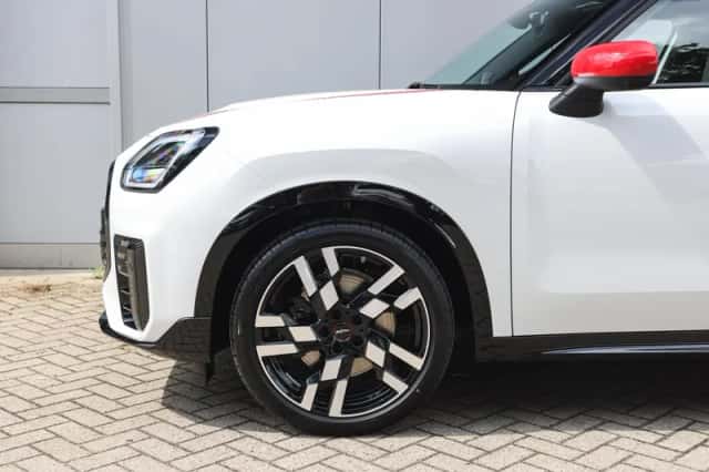 MINI Countryman (2026) thumbnail 4