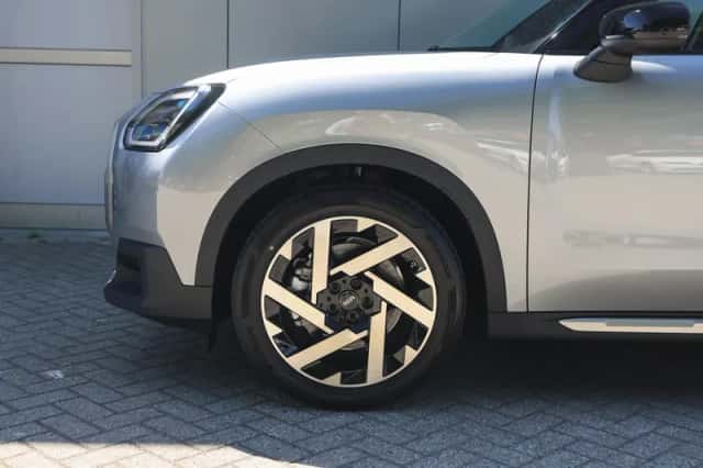 MINI Countryman (2026) thumbnail 4