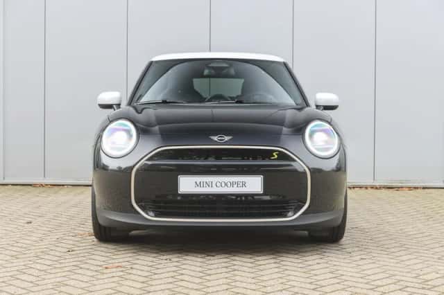 MINI Hatchback (2026) thumbnail 6