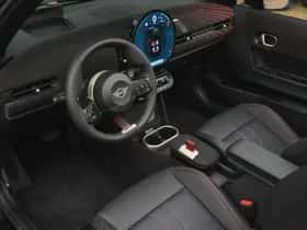MINI Cabrio (2026) thumbnail 3