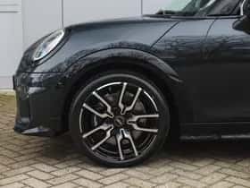 MINI Cabrio (2026) thumbnail 4