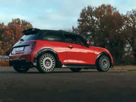 MINI Hatchback (2025) thumbnail 3