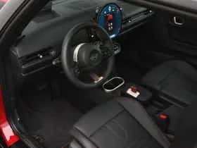 MINI Hatchback (2025) thumbnail 31