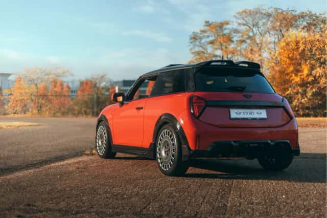 MINI Hatchback (2025) thumbnail 5