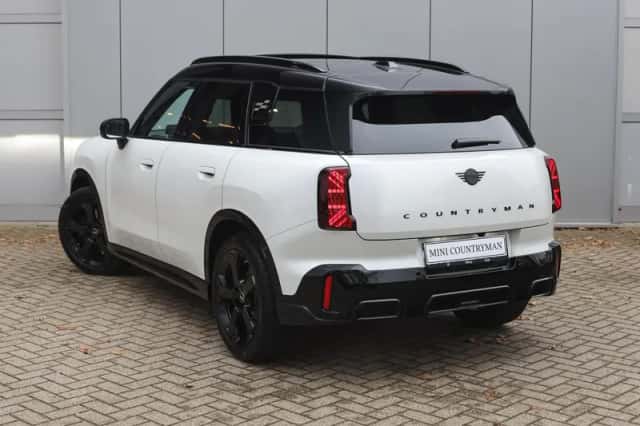 MINI Countryman (2026) thumbnail 2