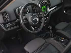 MINI Countryman (2018) thumbnail 10