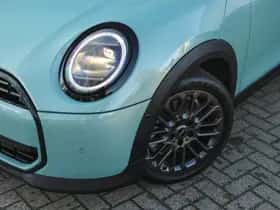 MINI Hatchback (2025) thumbnail 29