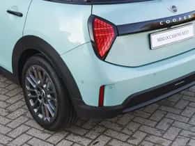MINI Hatchback (2025) thumbnail 30
