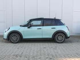 MINI Hatchback (2025) thumbnail 8