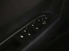 MINI Hatchback (2025) thumbnail 10