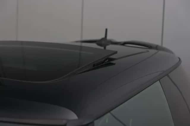 MINI Cooper (2024) thumbnail 4