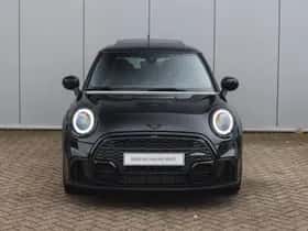 MINI Cooper (2024) thumbnail 6