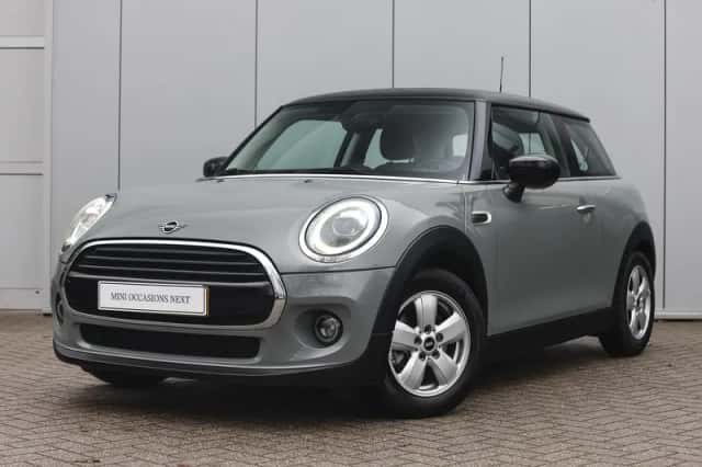 MINI Hatchback (2021) thumbnail 1