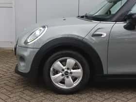 MINI Hatchback (2021) thumbnail 4