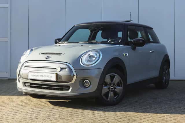 MINI Electric (2020) thumbnail 1