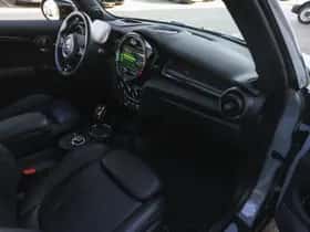 MINI Electric (2020) thumbnail 10