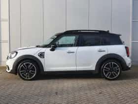 MINI Countryman (2018) thumbnail 5