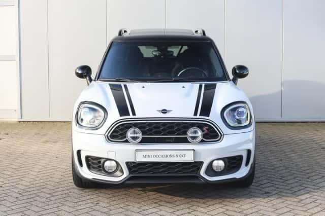MINI Countryman (2018) thumbnail 6