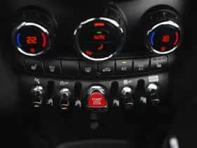 MINI Cabrio (2020) thumbnail 15