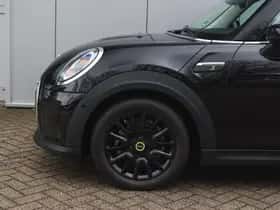 MINI Electric (2022) thumbnail 4