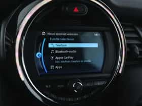 MINI Hatchback (2021) thumbnail 21