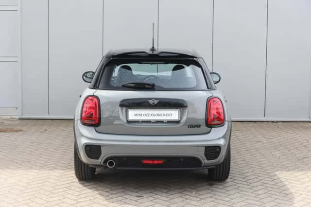 MINI Hatchback (2021) thumbnail 6