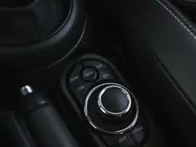 MINI Hatchback (2023) thumbnail 14