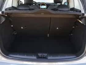 MINI Hatchback (2023) thumbnail 23