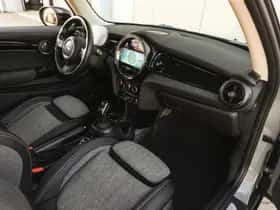 MINI Hatchback (2023) thumbnail 9