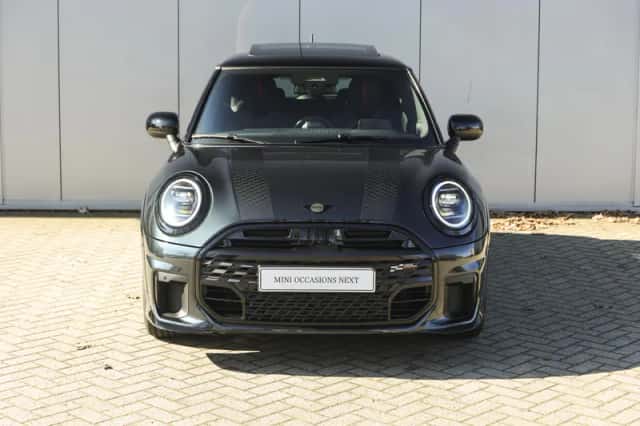 MINI Hatchback (2026) thumbnail 6
