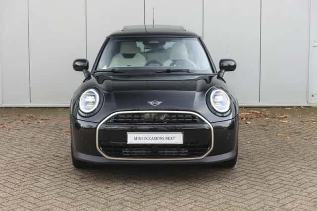 MINI Hatchback (2026) thumbnail 6