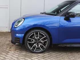 MINI Hatchback (2026) thumbnail 4