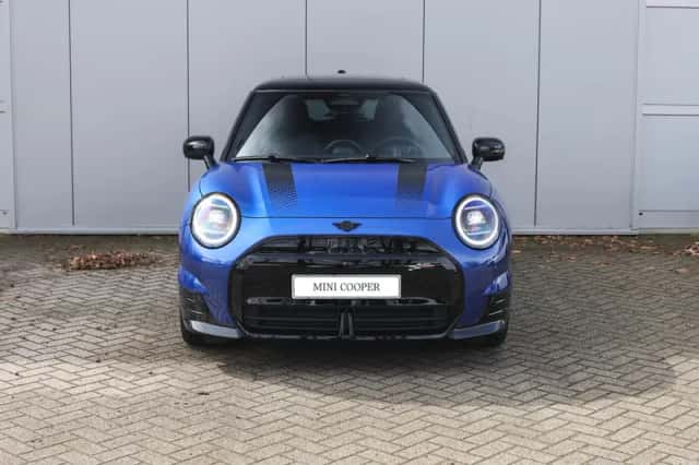 MINI Hatchback (2026) thumbnail 5