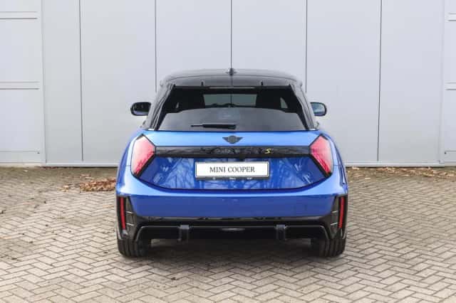 MINI Hatchback (2026) thumbnail 6