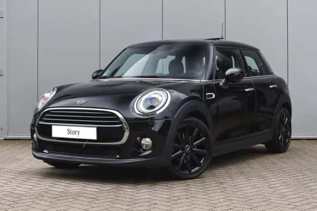 MINI Hatchback (2019) thumbnail 1