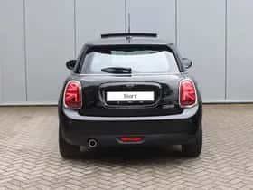 MINI Hatchback (2019) thumbnail 6