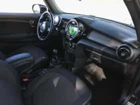 MINI Hatchback (2020) thumbnail 9