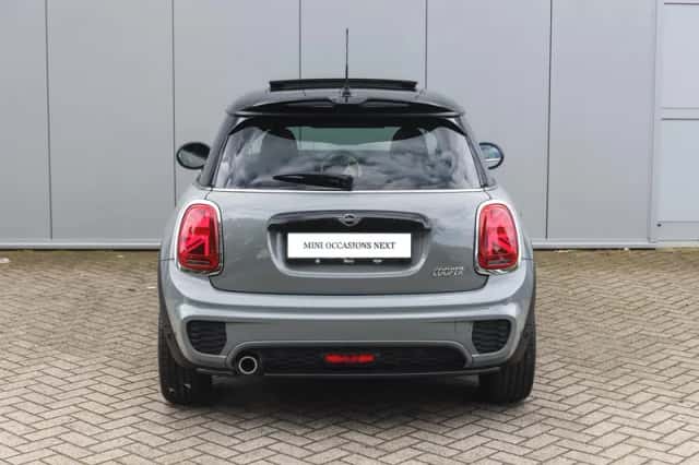MINI Hatchback (2020) thumbnail 6