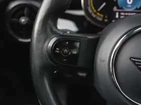 MINI Electric (2022) thumbnail 13